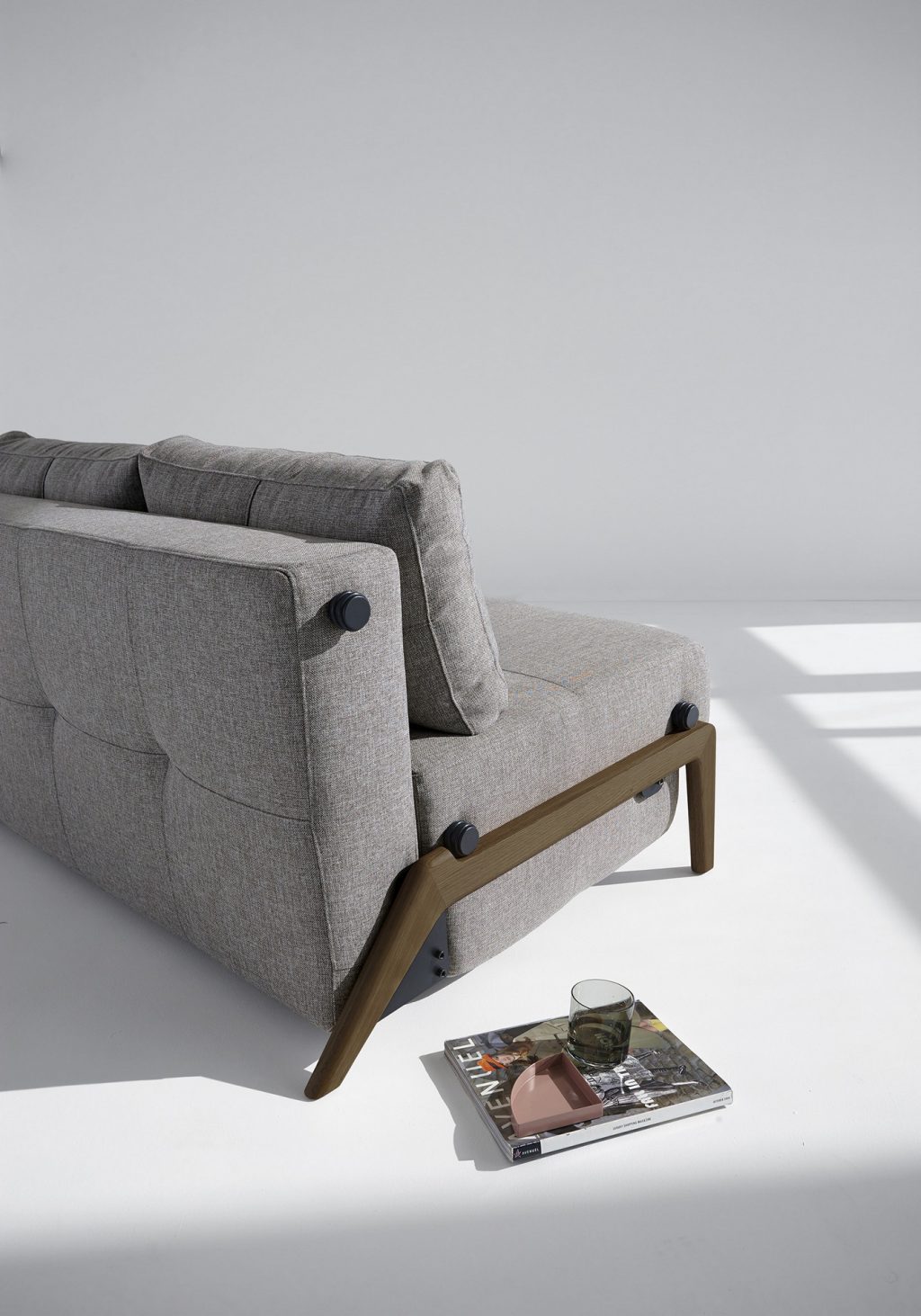 Cubed 140. Кресло-кровать Cubed 90 Innovation. Инновационная мягкая мебель. Инновационный диван.